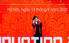 Thủ khoa kép tiết lộ bí quyết học tập nhờ kỷ luật và sự tập trung