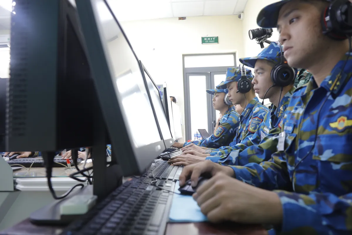 Hệ thống Viettel thay thế chỉ huy điều hành tác chiến thủ công trong tập trận tên lửa phòng không - Ảnh 1.