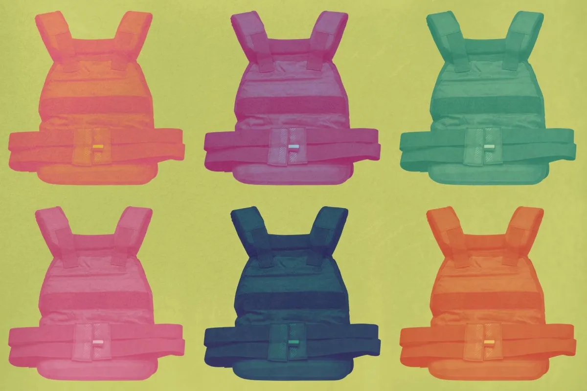 Hiệu quả của việc mặc áo vest tạ khi tập thể dục- Ảnh 1.